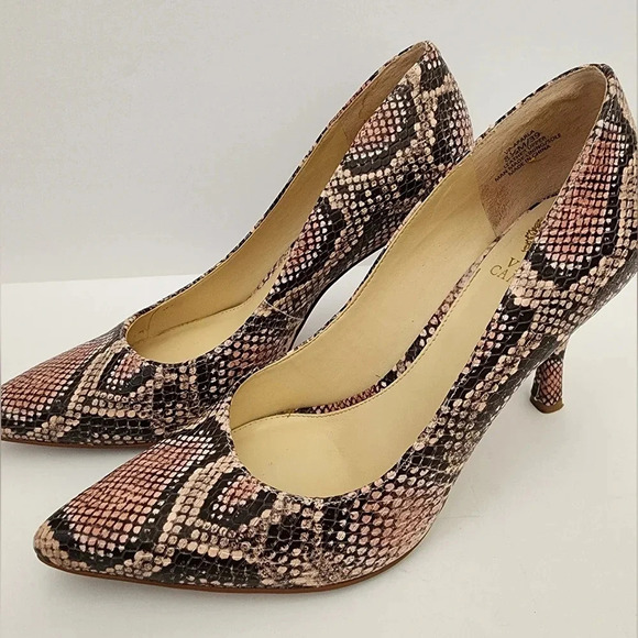 Vince Camuto Women Pointed Toe Slip On Snake Embossed Leather High Heels, sz 8.5 - Picture 4 of 16